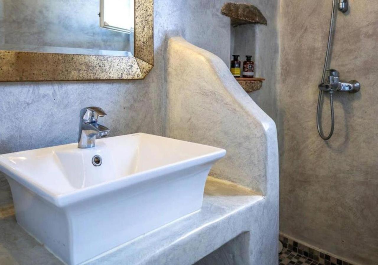 Luxury White W Private Pool In Mikonos Villa